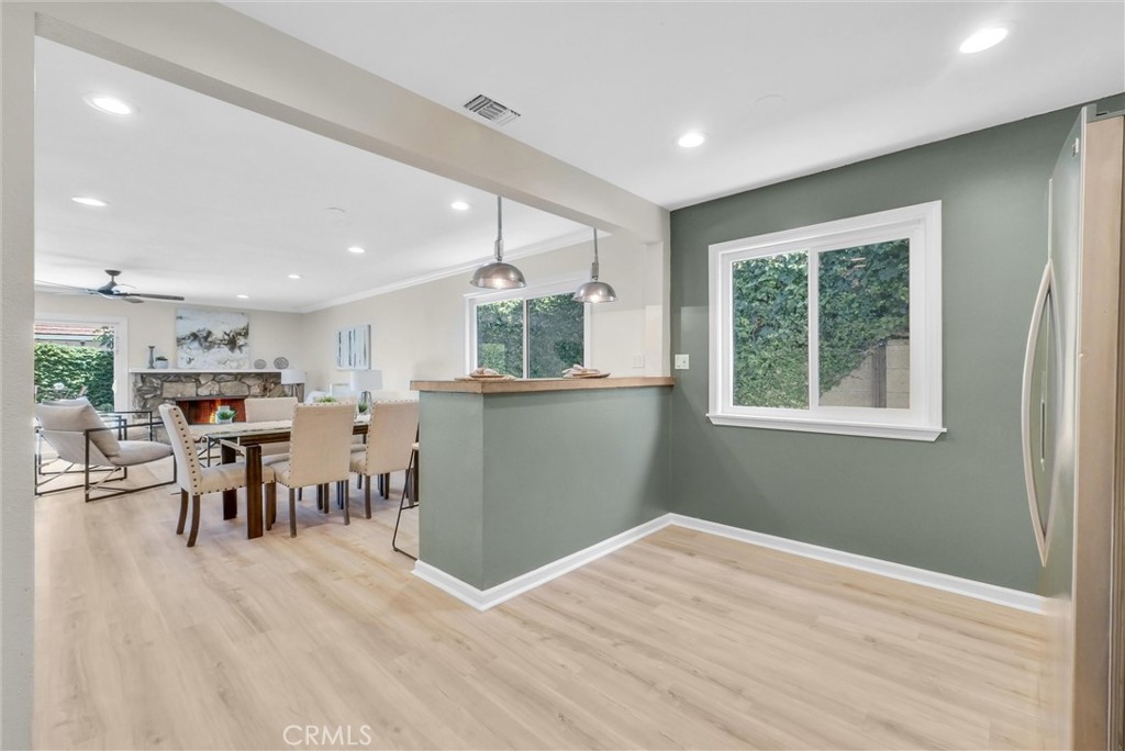 112 Stanford Lane