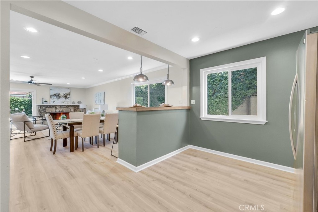 112 Stanford Lane