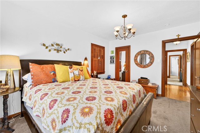 40 La Verne AVE