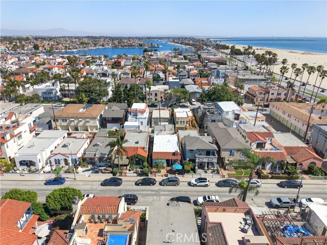 40 La Verne AVE