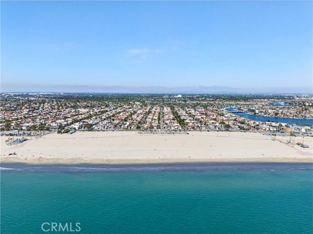 40 La Verne AVE