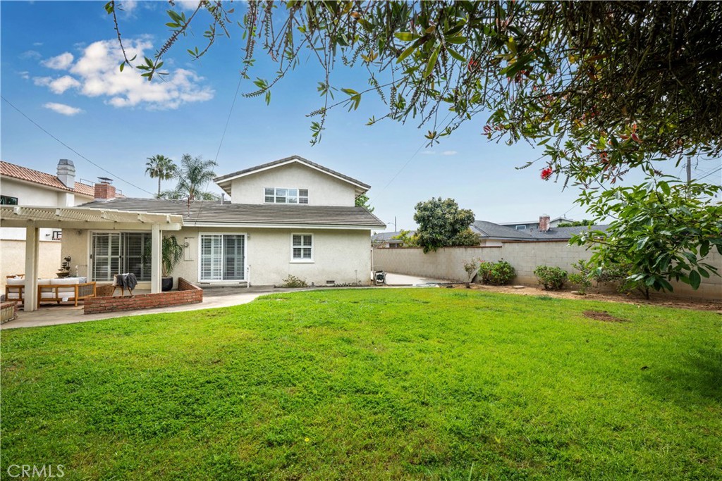 1135 Catalina Ave.