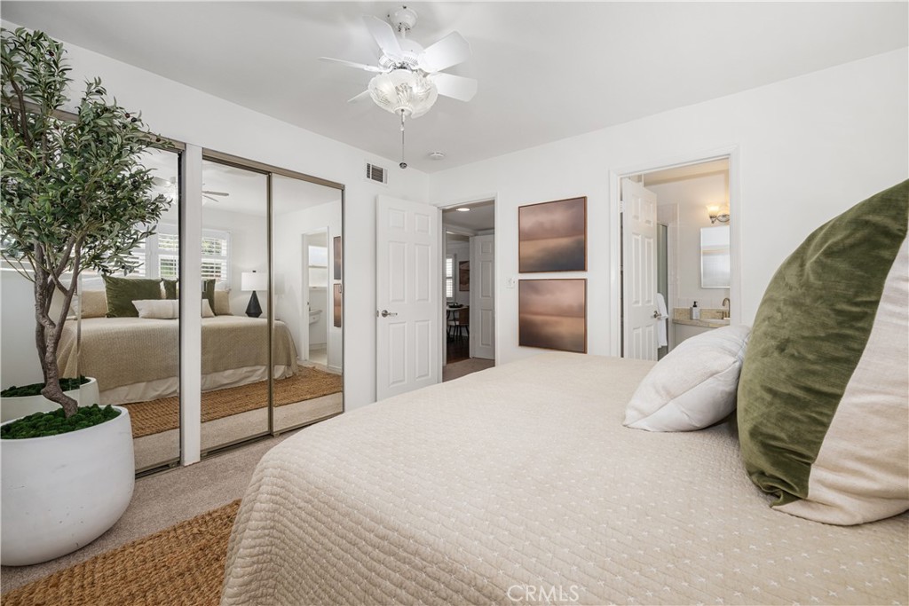 1135 Catalina Ave.