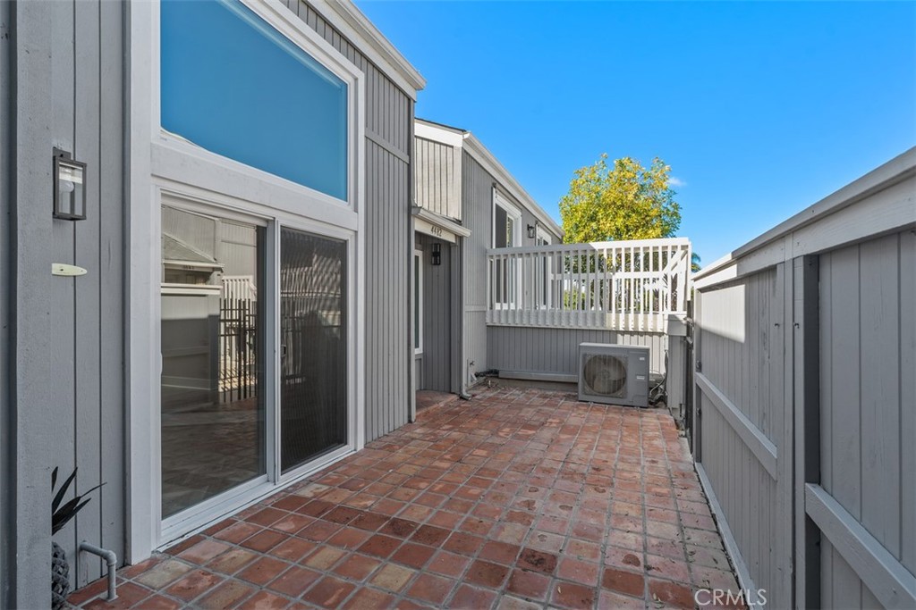 4482 Shorebird Street