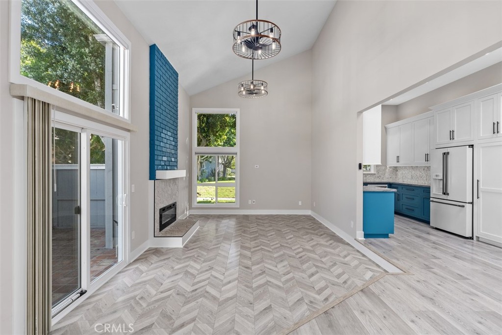 4482 Shorebird Street