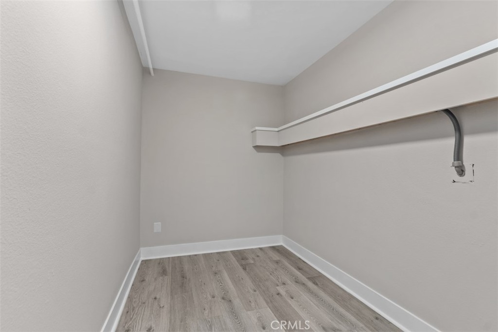 4482 Shorebird Street