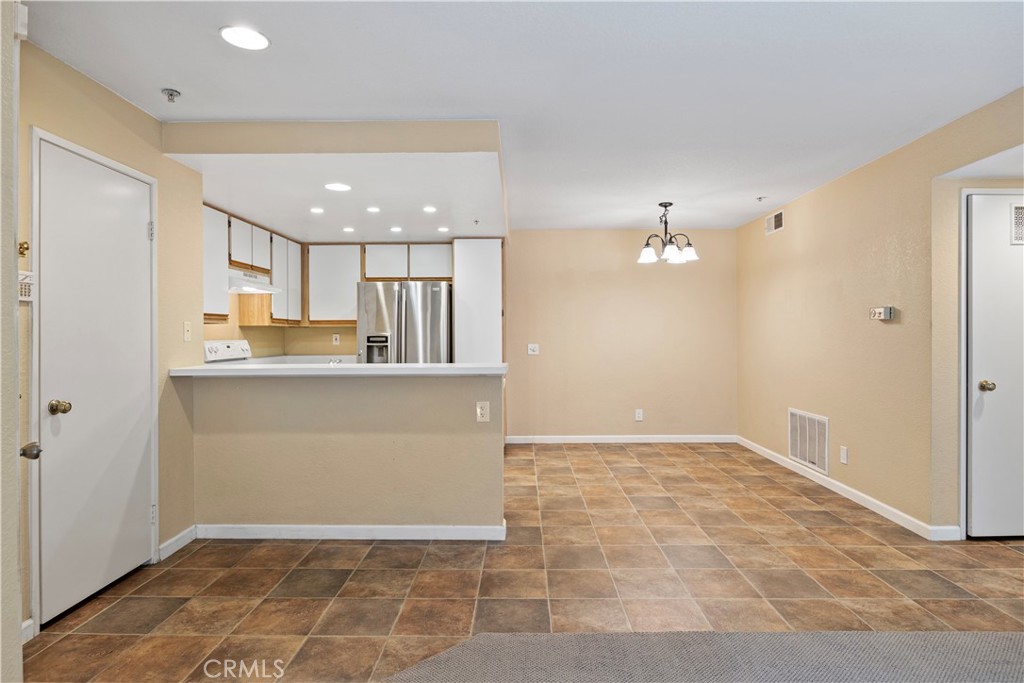 2800 Keller Drive 69