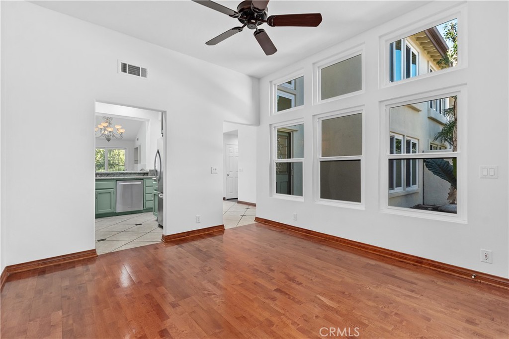 27196 Paseo Lomita