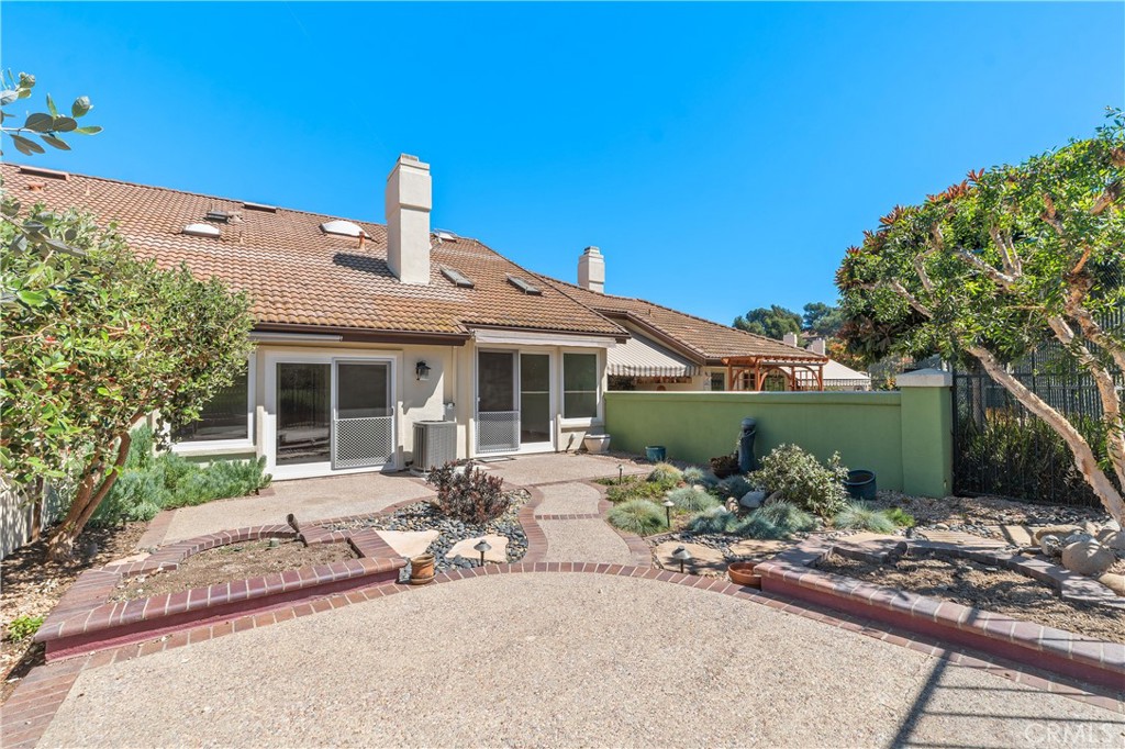 27196 Paseo Lomita