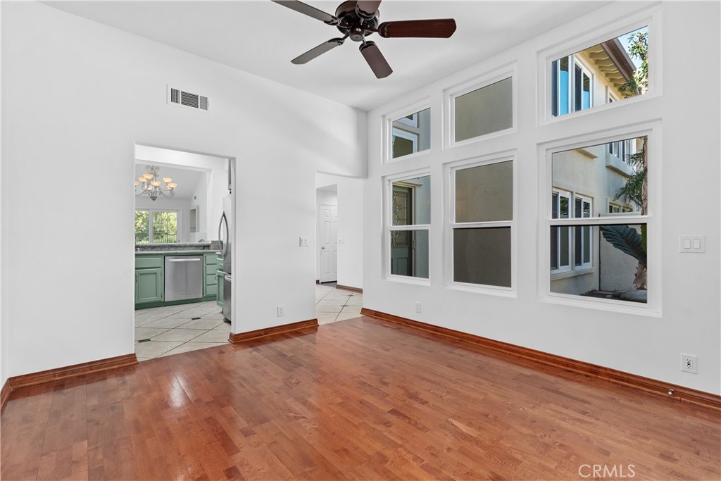 27196 Paseo Lomita