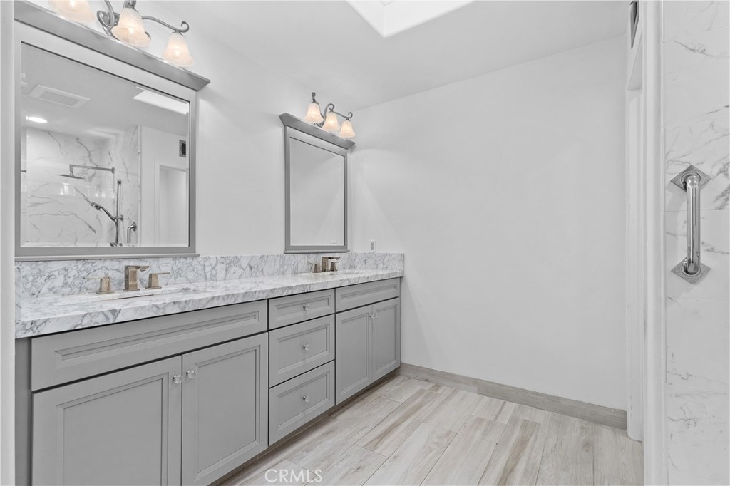27196 Paseo Lomita