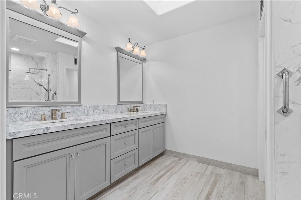 27196 Paseo Lomita