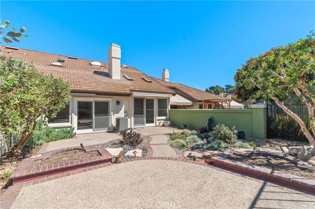 27196 Paseo Lomita