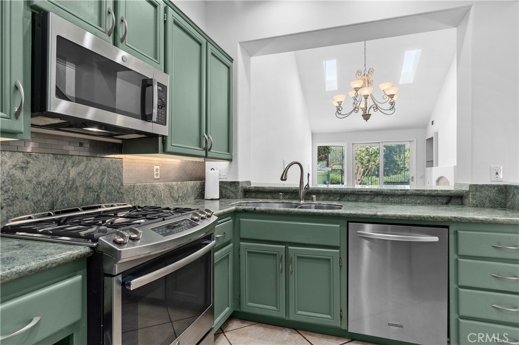 27196 Paseo Lomita