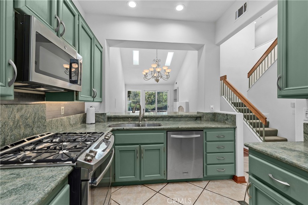 27196 Paseo Lomita