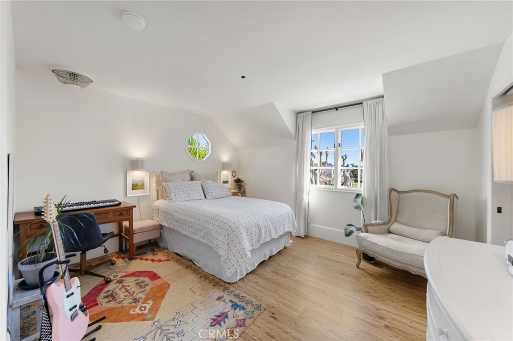 3812 Calle Tiburon