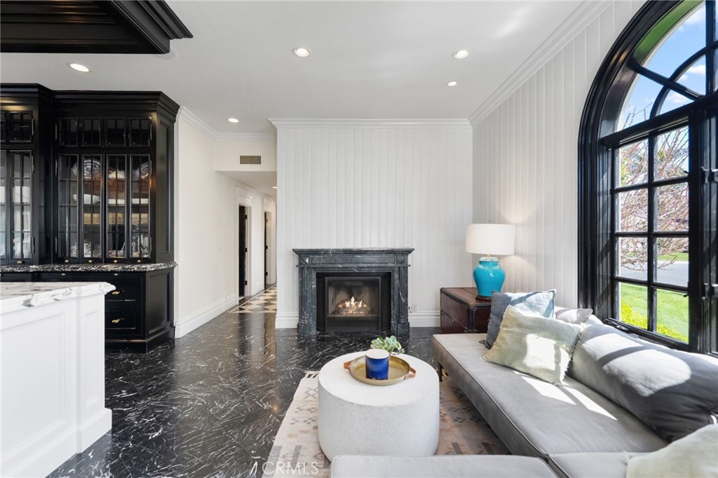 3812 Calle Tiburon