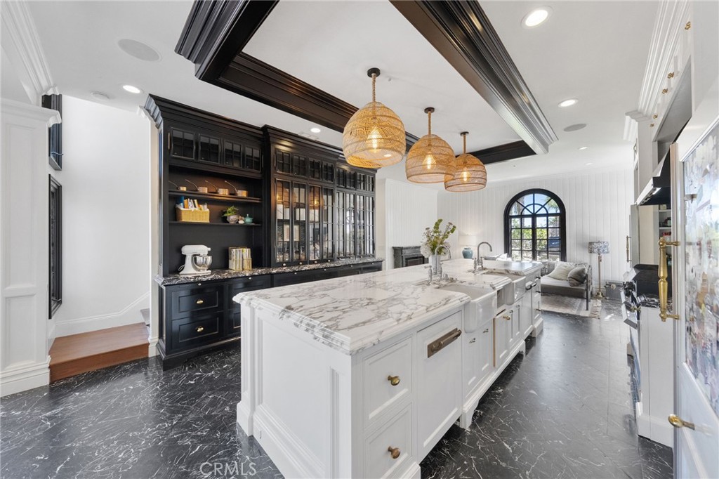 3812 Calle Tiburon