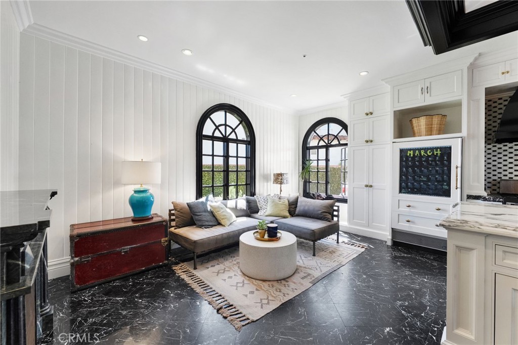 3812 Calle Tiburon
