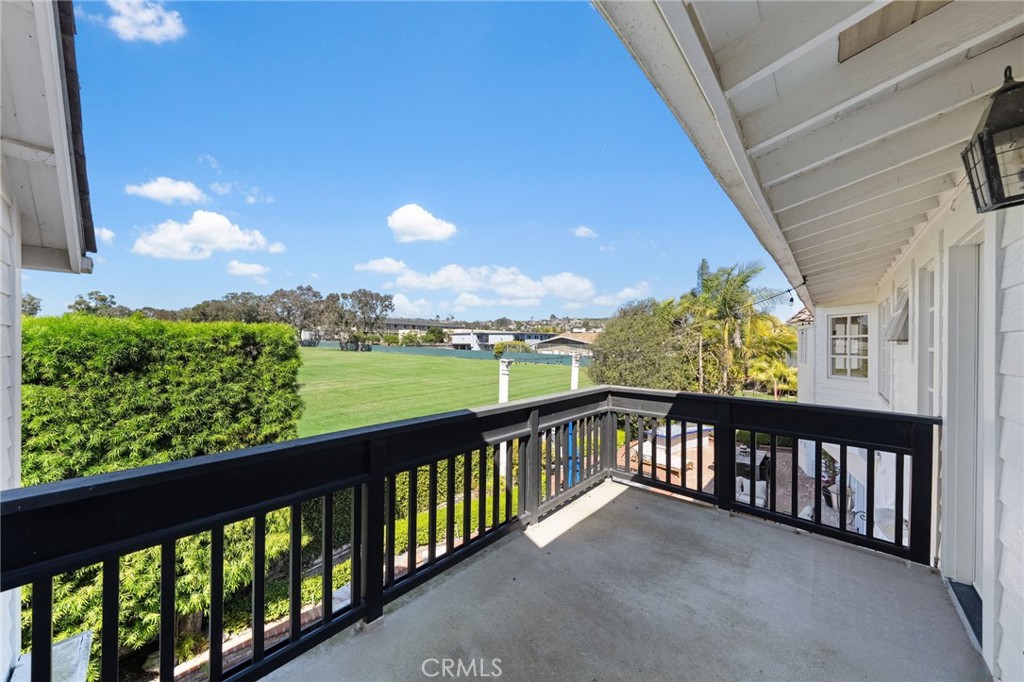 3812 Calle Tiburon