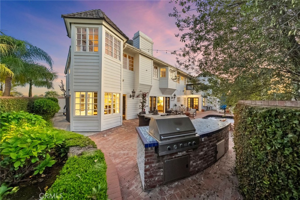 3812 Calle Tiburon