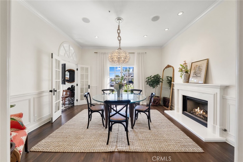 3812 Calle Tiburon