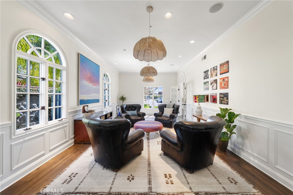 3812 Calle Tiburon
