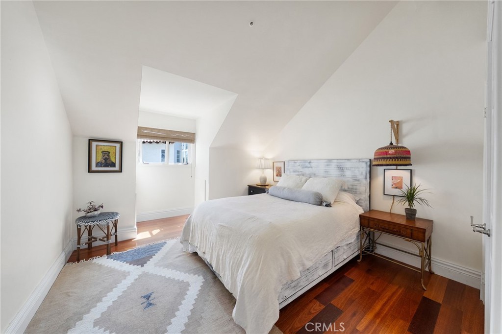 3812 Calle Tiburon