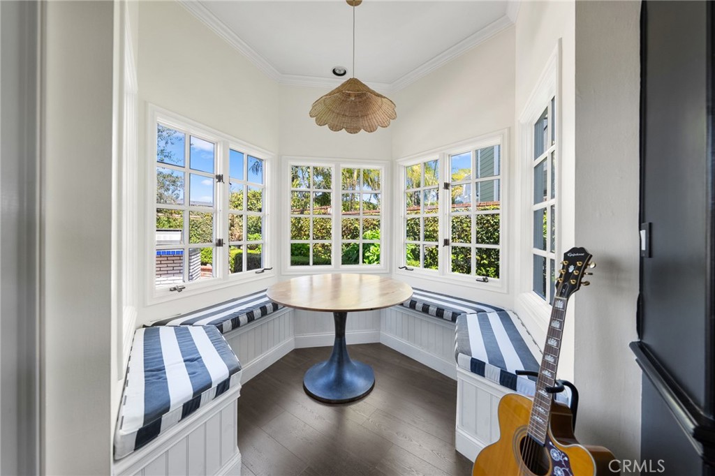 3812 Calle Tiburon