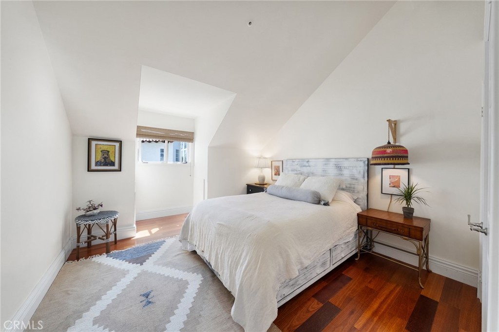 3812 Calle Tiburon