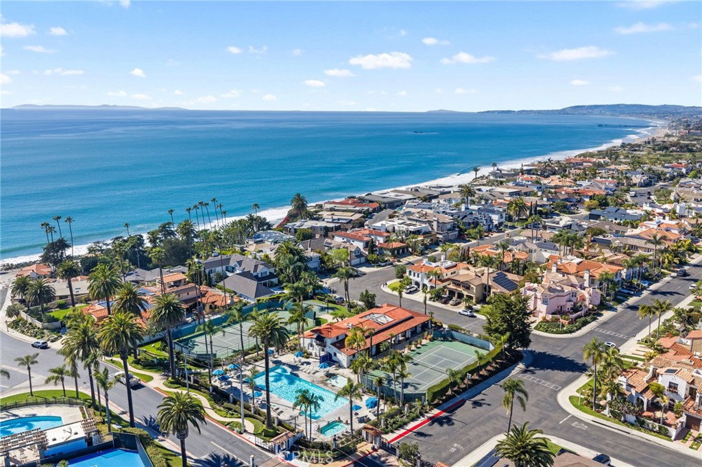 3812 Calle Tiburon