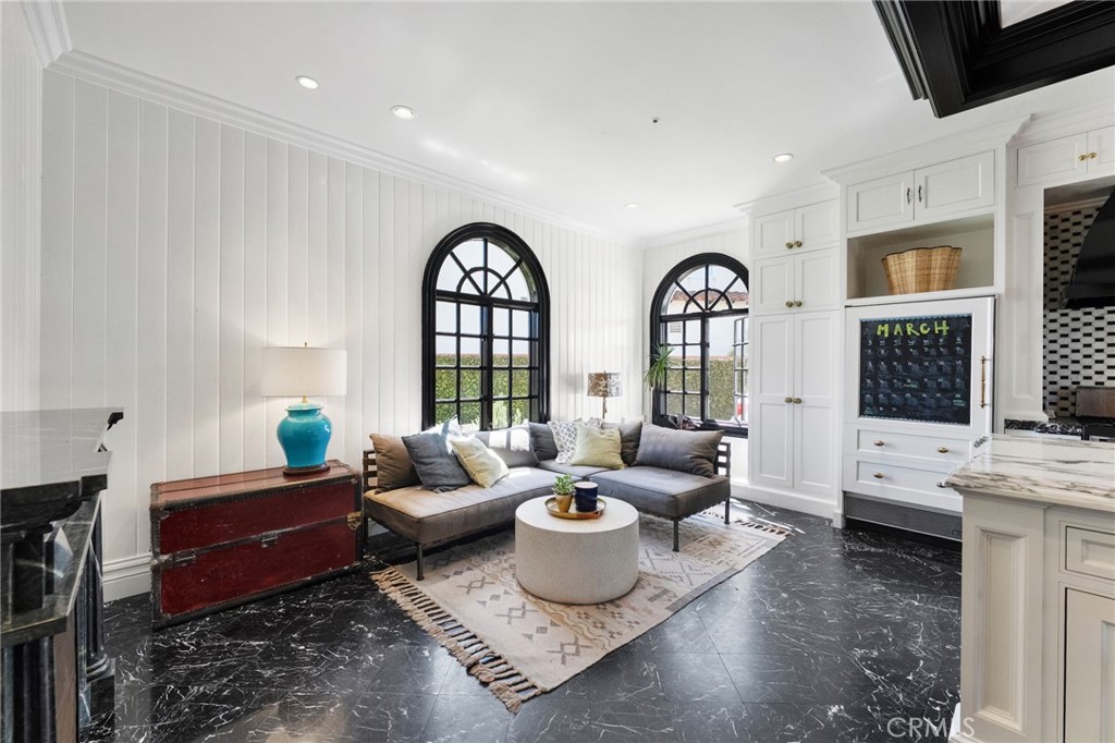 3812 Calle Tiburon