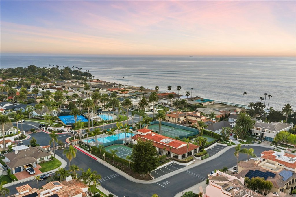 3812 Calle Tiburon