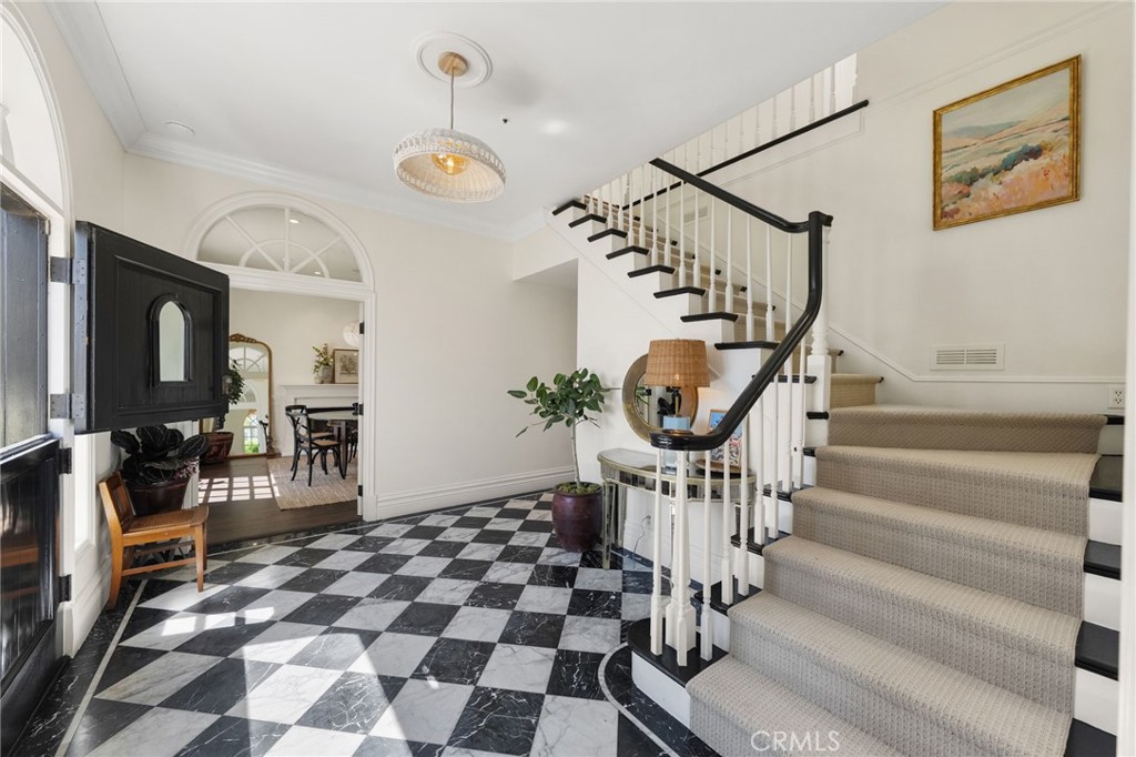 3812 Calle Tiburon