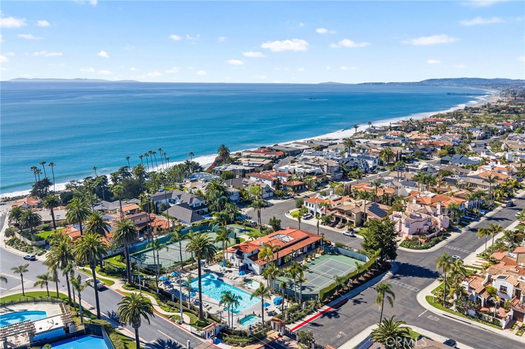 3812 Calle Tiburon