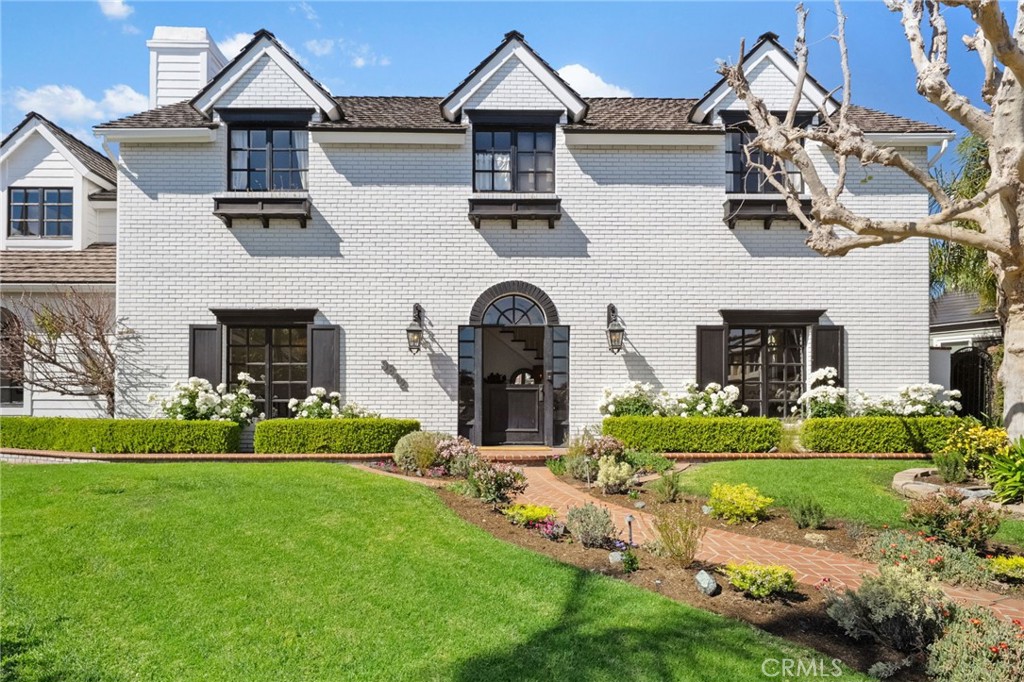 3812 Calle Tiburon
