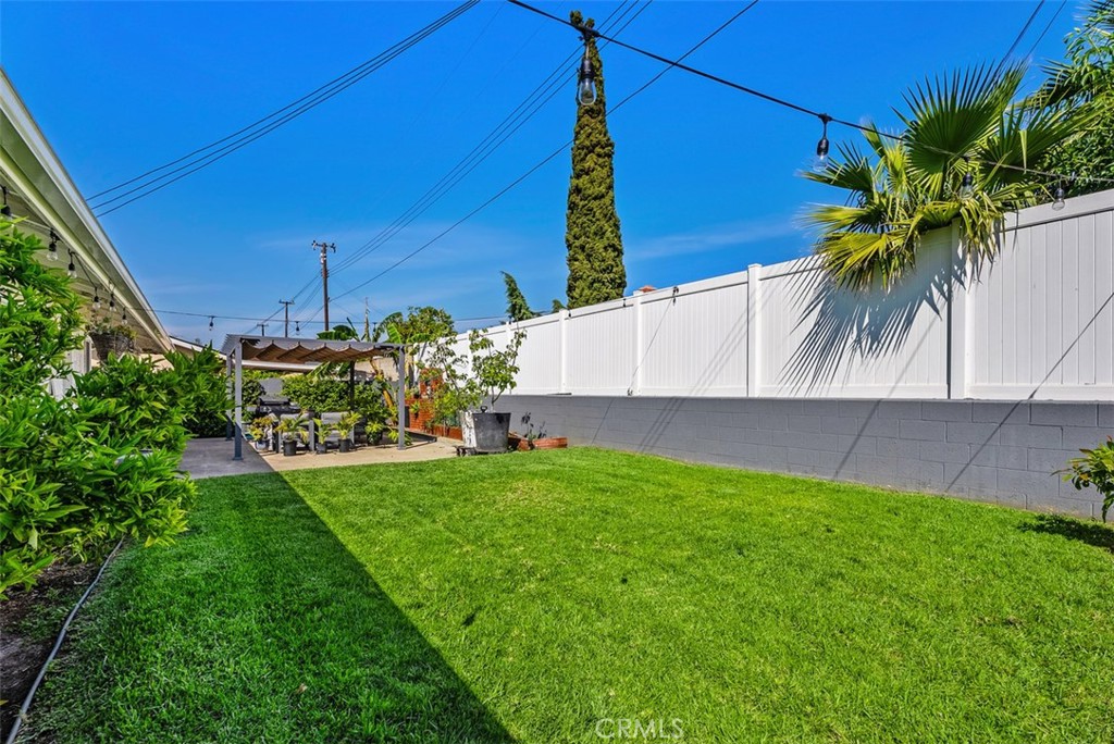 279 N Sacramento Street