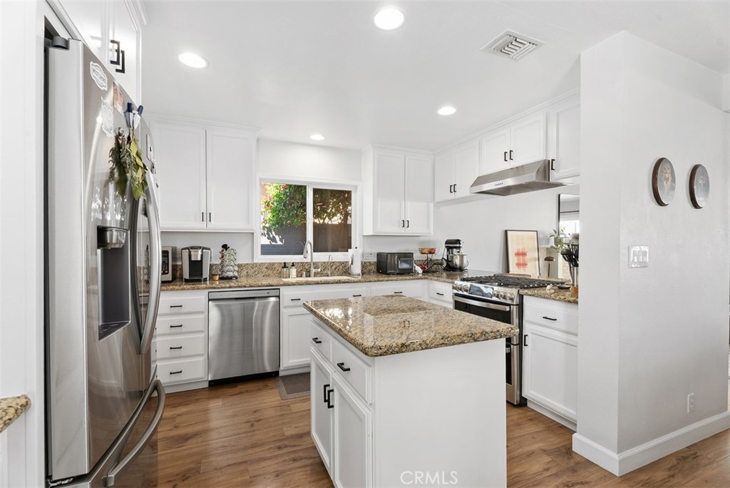 279 N Sacramento Street