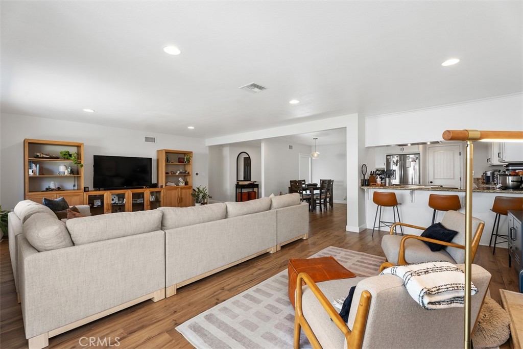 279 N Sacramento Street