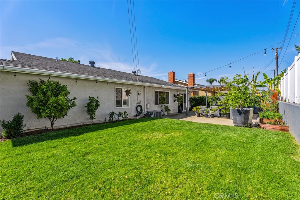 279 N Sacramento Street