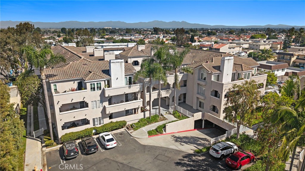 4581 Warner Avenue 202