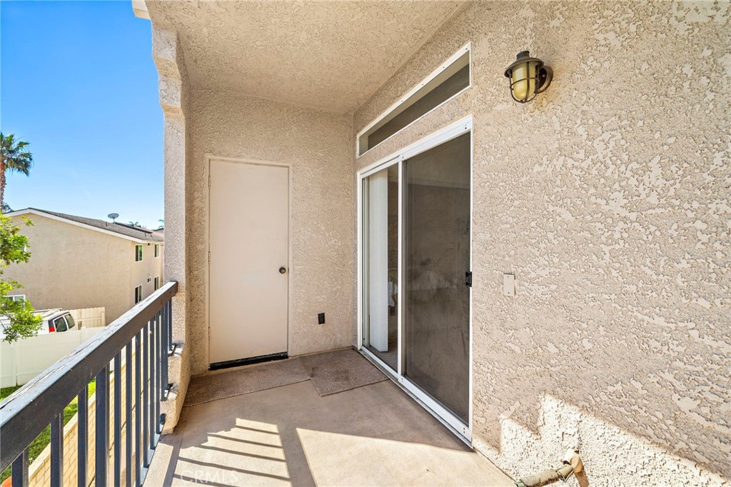 4581 Warner Avenue 202