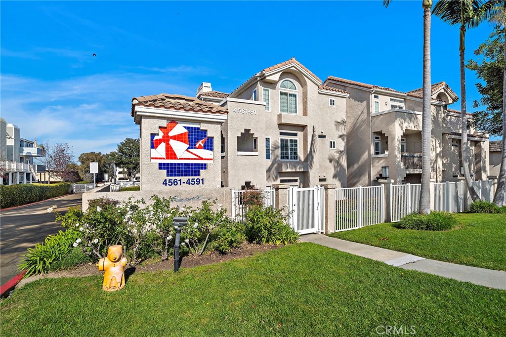 4581 Warner Avenue 202