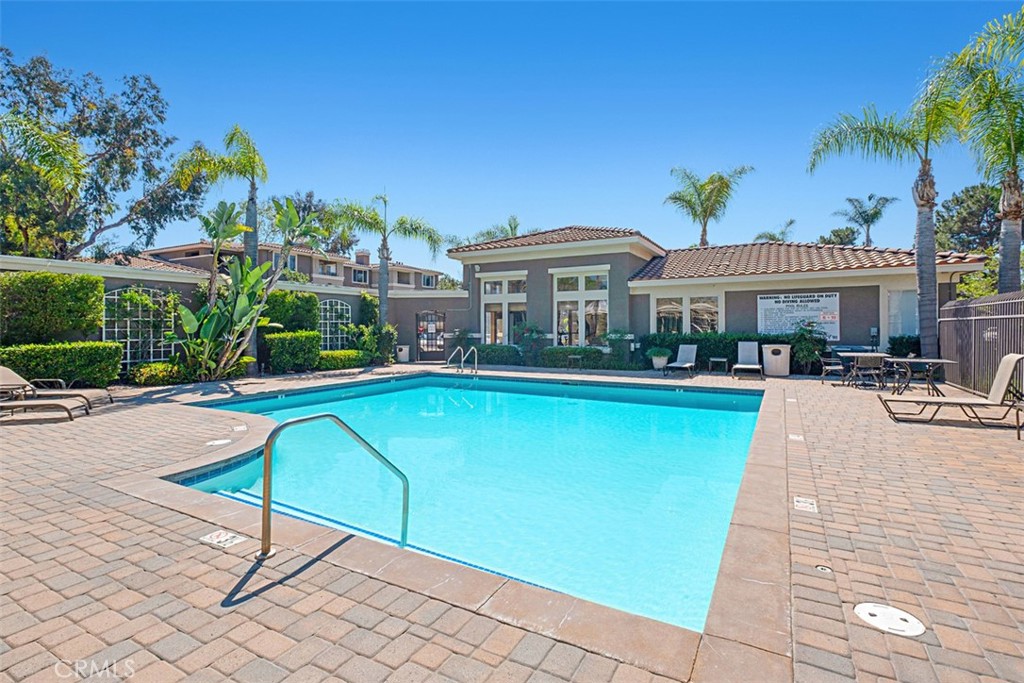 22681 Oakgrove #635