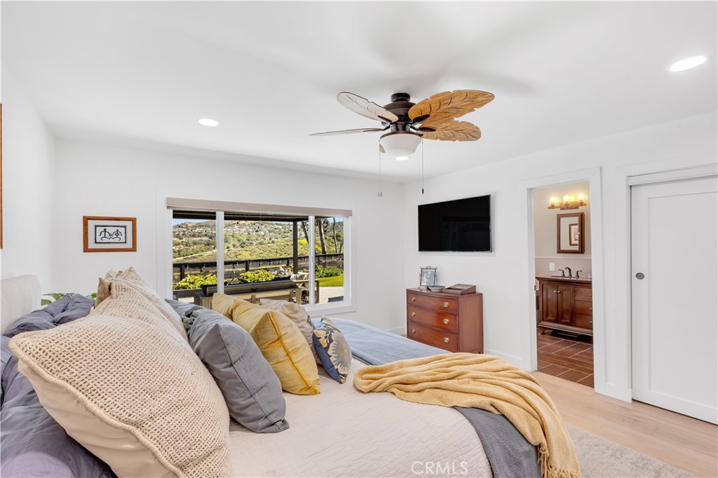 802 Avenida Presidio