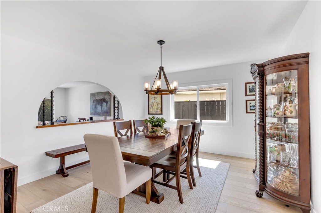 802 Avenida Presidio