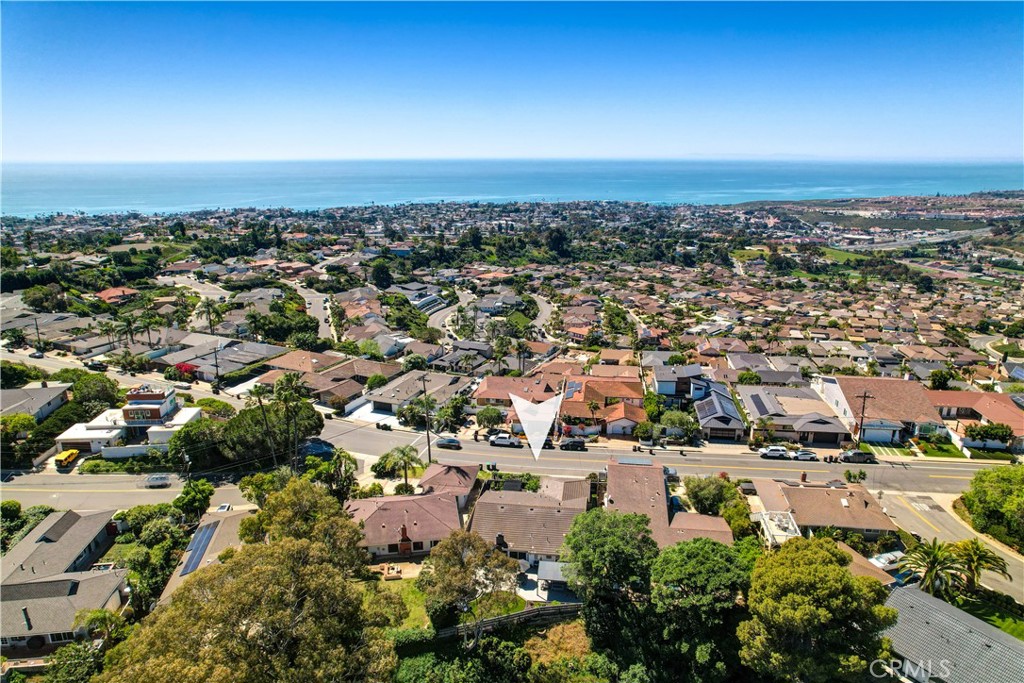 802 Avenida Presidio