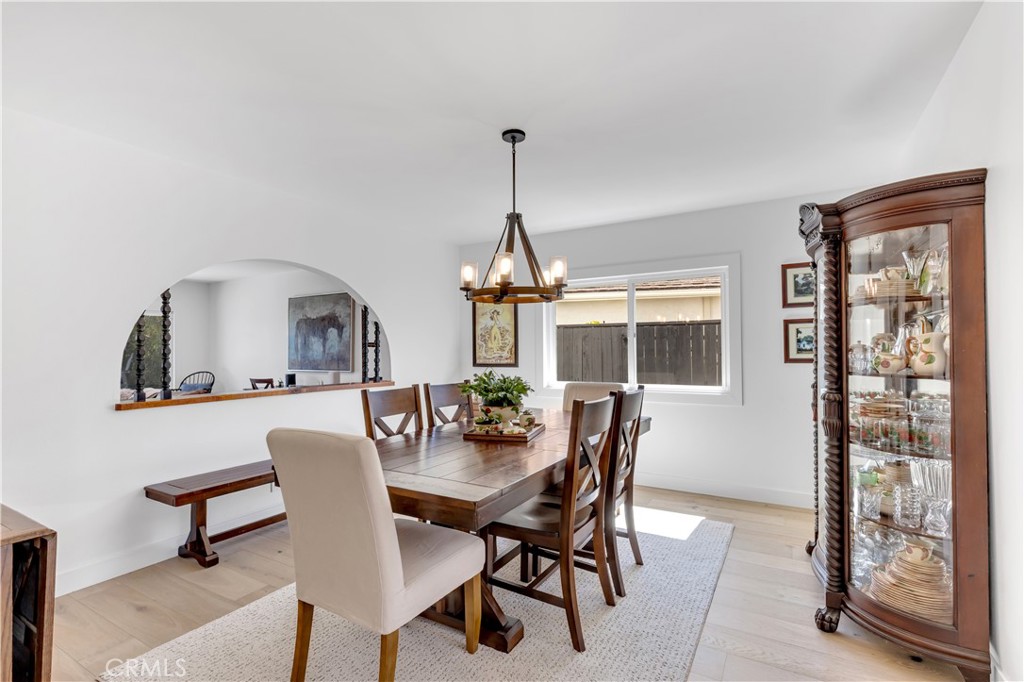 802 Avenida Presidio