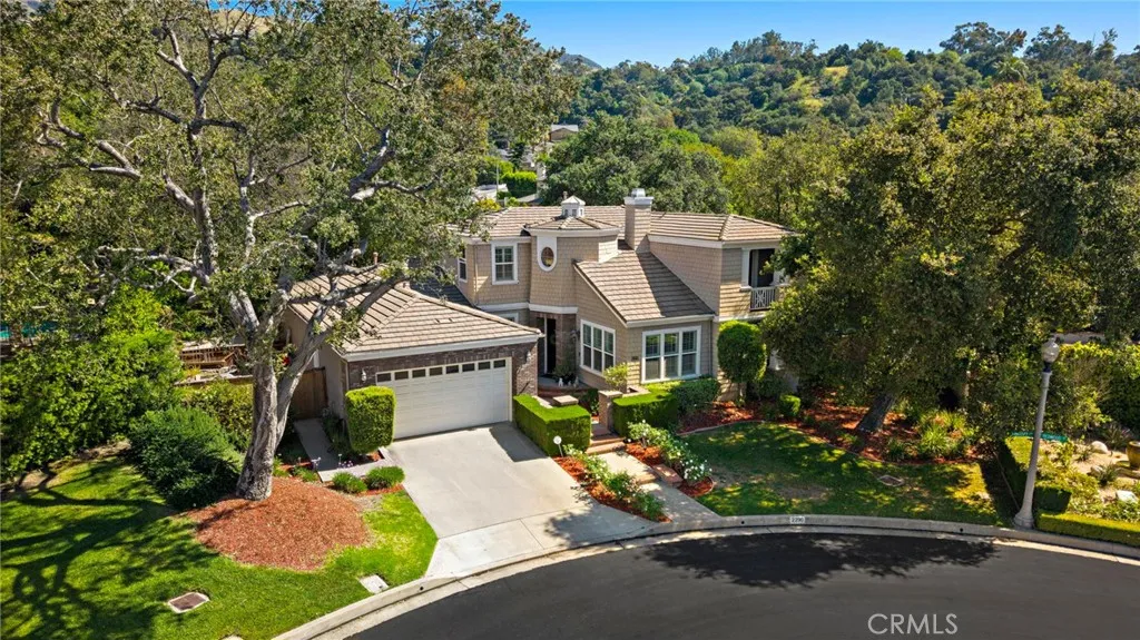 2290 Redwood