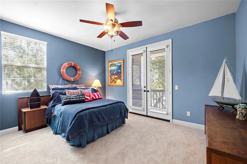 2290 Redwood